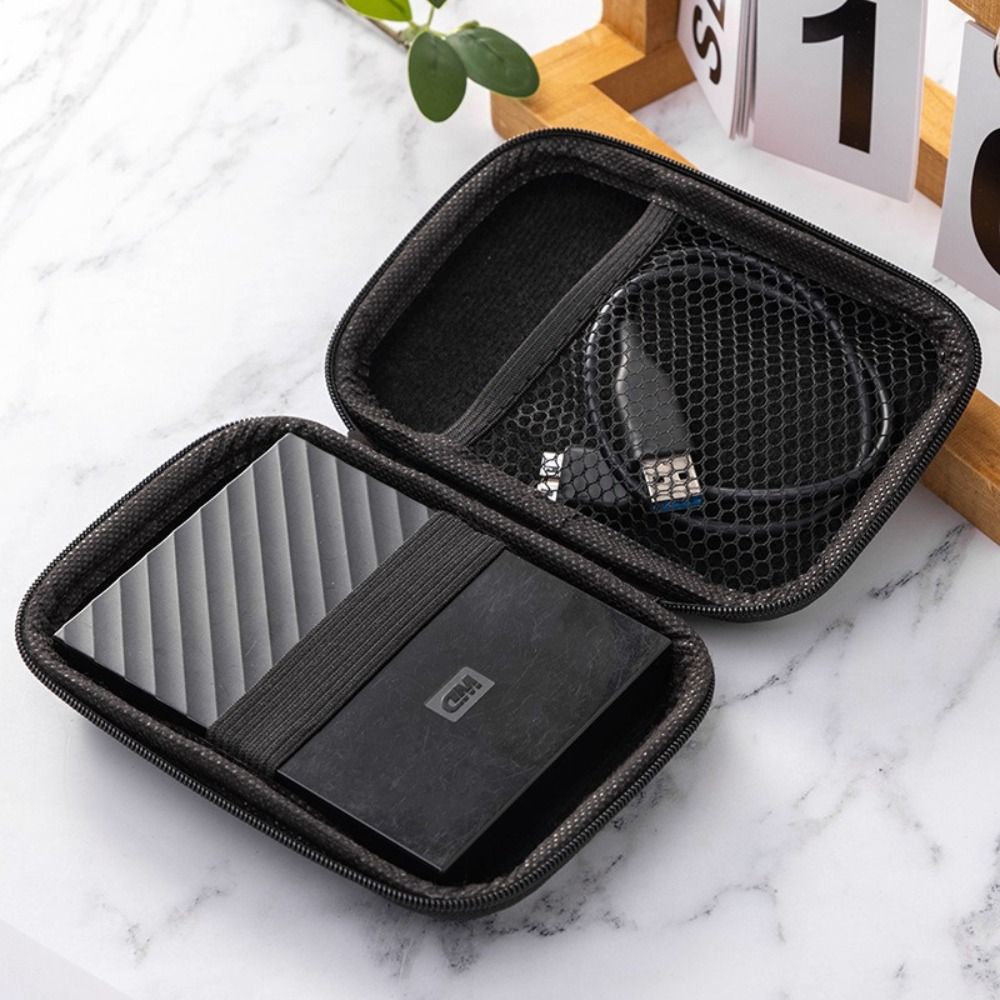 Simple EVA Earphone Bag Wear-r - Earphones 评论和价格